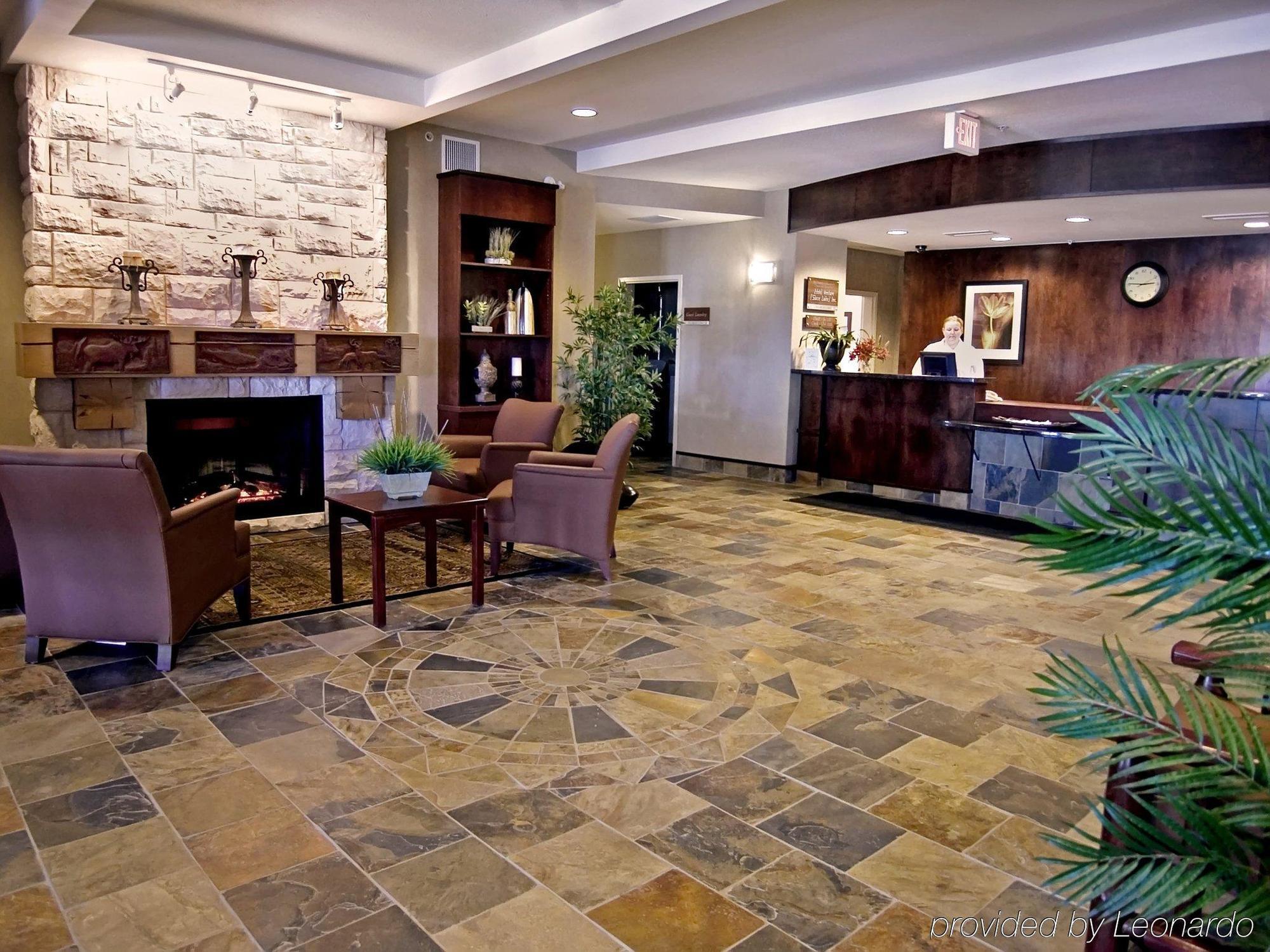 Lakeview Inns & Suites - Slave Lake Интерьер фото
