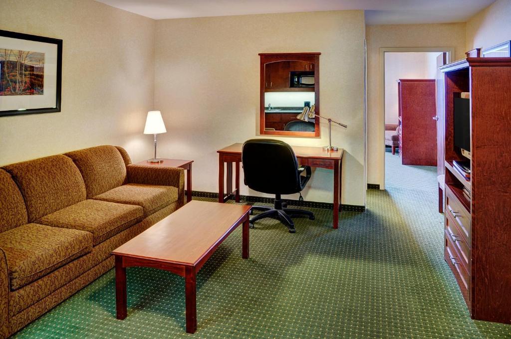 Lakeview Inns & Suites - Slave Lake Экстерьер фото